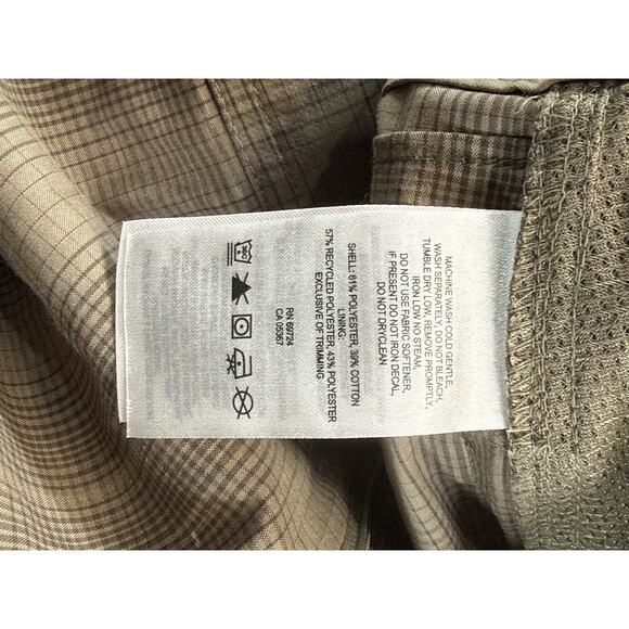 Columbia Cool Creek Plaid Shorts 42x12 Omni-Wick Gray Outdoor NWT - Picture 7 of 10